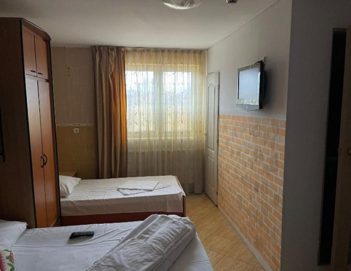 Cazare Ieftina Piatra Neamţ Esterno foto
